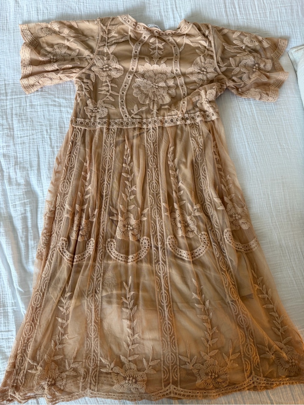 Bella Ella Boho Lace Midi Dress in Nude Blush - Picture 10 of 11